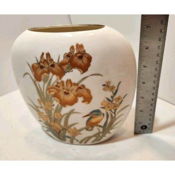 Vtg Japanese White with Gold Accents Oval Flat Vase Floral with Bird - Picture 11 of 12
